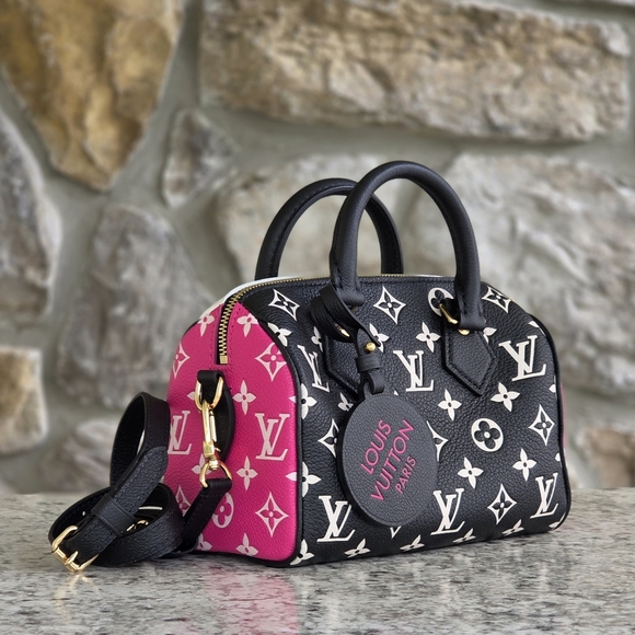 Louis Vuitton Speedy Bandouliere 20 Crossbody - Picture 2 of 12